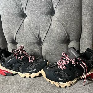 Balenciaga Sneakers size 6